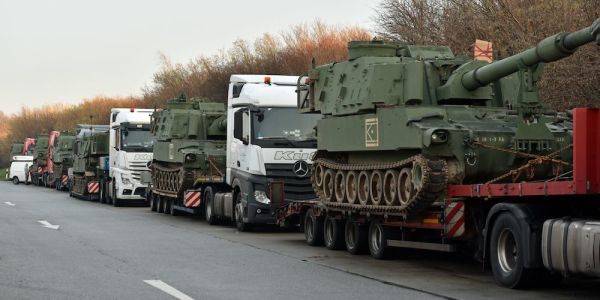 SNAFU Strands US Army Howitzers At German Rest Stop
