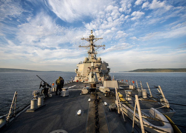 Watch Russian Jets Buzz A US Navy Destroyer In The Baltic Sea
