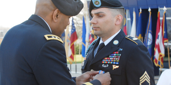 UNSUNG HEROES: The Soldier Who Rescued His Men From An Ambush Despite A Traumatic Brain Injury