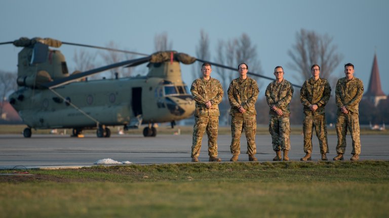 We salute the Army Chinook crew who made an emergency landing to respond to a car accident